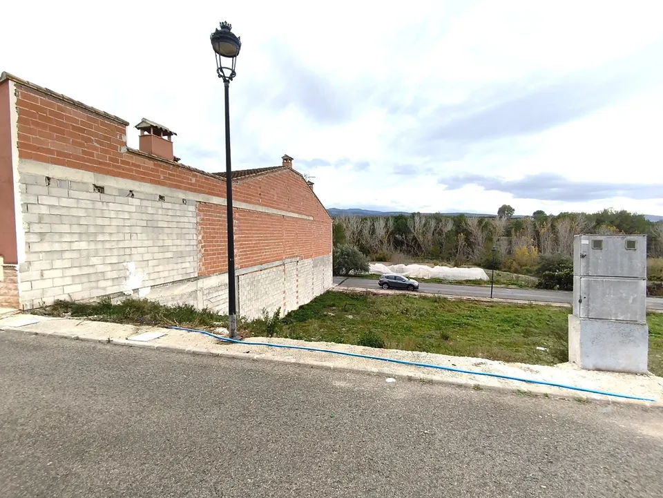 SOLAR URBANO A LA VENTA EN BUFALI