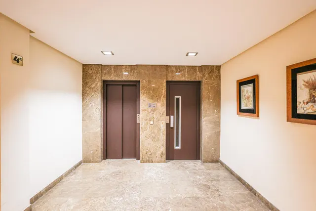 Piso en alquiler en Calle de Emilio Vargas 18, Madrid — 27