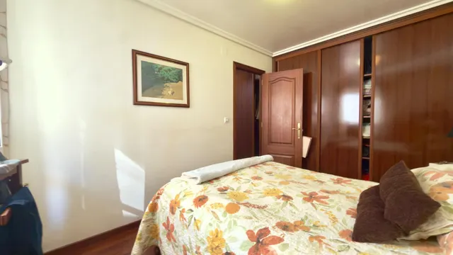 Piso en Venta - Centro de Orense 3 habitaciones 2 baños y ascensor — 31