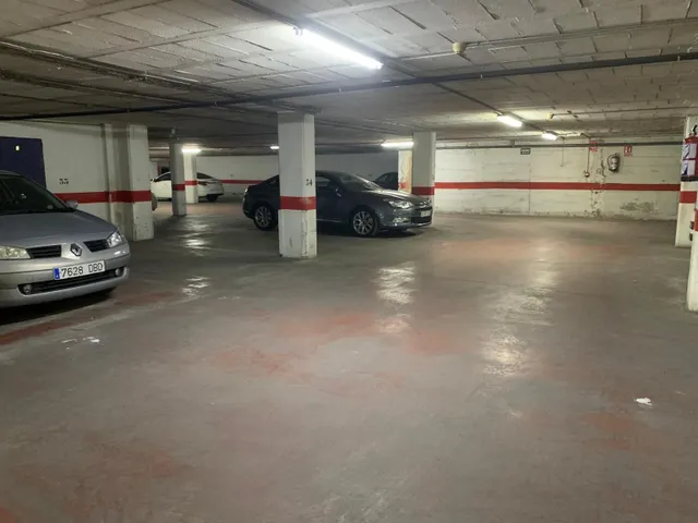 PLAZA DE GARAJE EN VENTA EN MARIA AUXILIADORA — 2