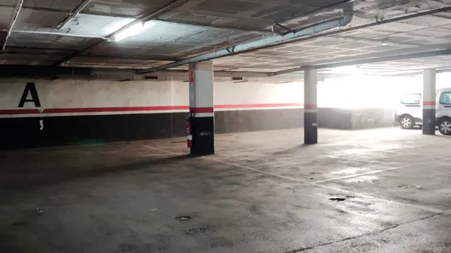 Parking 9m² en alquiler - Eixample — 6