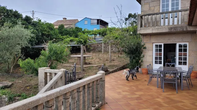 Chalet 6 dormitorios en Vilanova de Arousa - foto 5