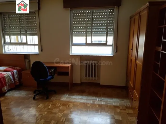 Piso 4 habitaciones 140m² en alquiler - Carmelitas-Oeste - foto 4