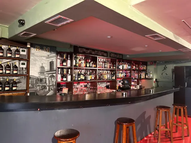 Bar con Licencia músical en Pso. maritimo