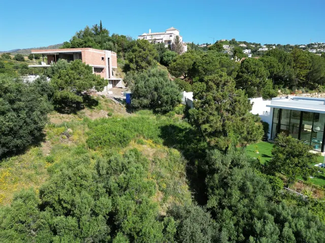 Terreno urbano de 2800 m2 en Benahavís, vistas espectaculares — 16