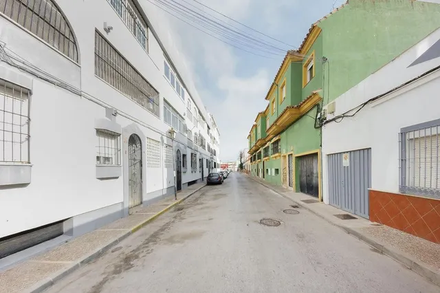 Oportunidad Única: Trastero en La Línea de la Concepción por - foto 2