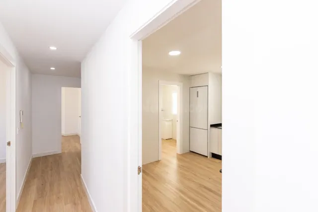 Gran ático reformado de cuatro dormitorios con magnífica terraza — 9
