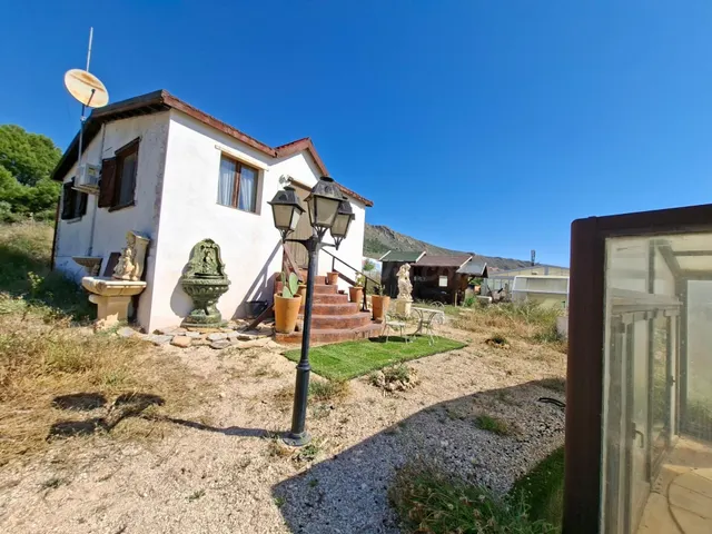¡¡ VENTA DE NEGOCIO CASAS MADERA EN LA ROMANA !! - foto 2