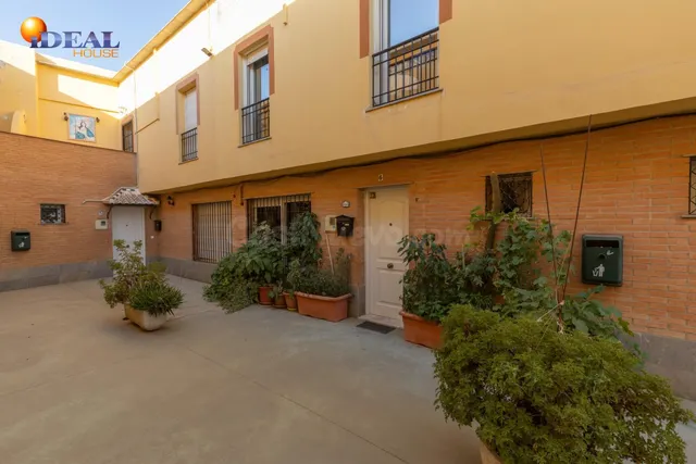 Vivienda unifamiliar adosada junto a polideportivo de Gójar — 2