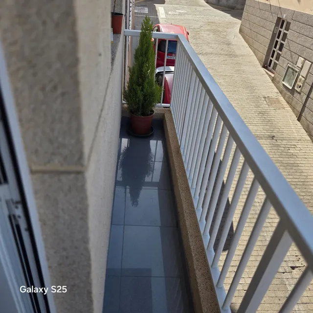 Amplio piso de 3 dormitorios y dos baños en Arguineguín listo para entrar a vivir — 43