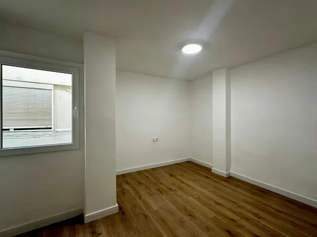 Gran apartamento en Torrevieja: 3 hab, 2 baños — 11
