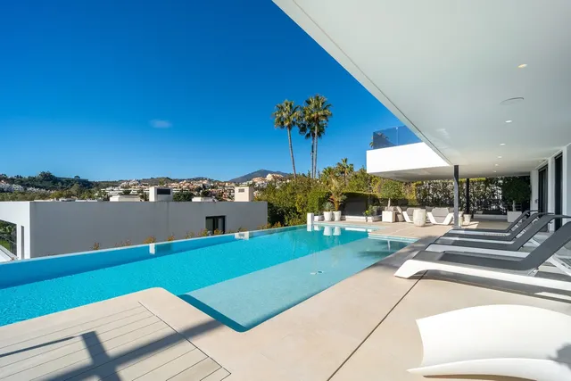 Chalet 5 habitaciones 661m² en venta - Marbella — 7