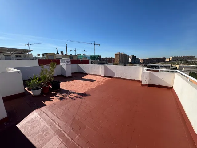 Edificio Unifamiliar PAU II/ San Agustín — 46