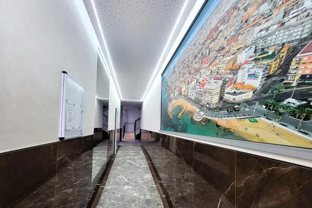 Apartamento moderno (desde 2024 - 148 m2 - 1.ª planta) en Alegria XVIII con piscina interior, sauna y gimnasio, en pleno centro de la ciudad, ¡a tan solo 300 m de Piscinas Naturales/Playa del Cura! — 32