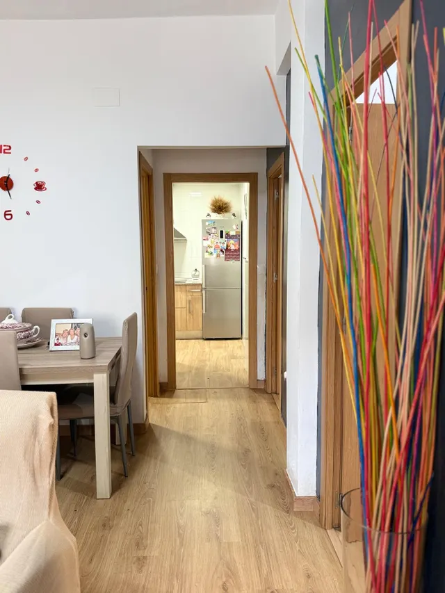 Piso de 2 dormitorios en eugenio gross – Málaga  230.000 € — 11