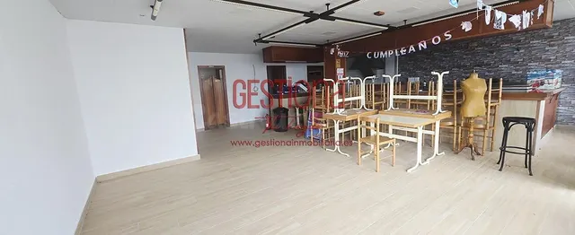 LOCAL COMERCIAL EN PRIMERA LINEA DE PLAYA. ISLA - foto 4