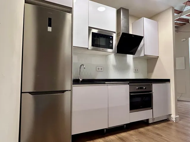 Piso en Venta en Adelfas — 15