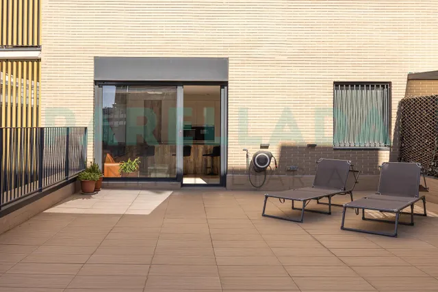 Precioso Ático de obra seminueva  con 2 plazas de aparcamiento y 2 trasteros incluidos — 30