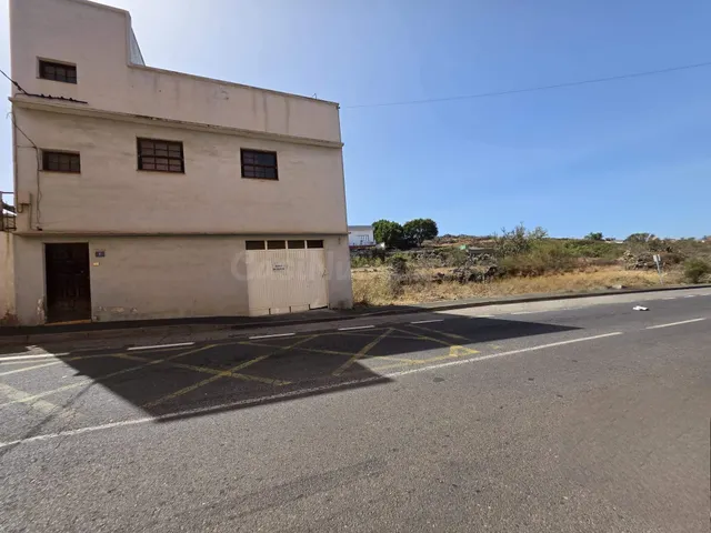 Gran Oportunidad Casa con Terreno Urbano de 3.651m2 en La E