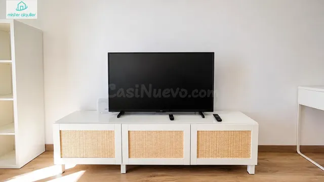 APARTAMENTO CON TERRAZA EN EL CORAZÓN DE EL CAMPELLO, JUNTO AL MAR — 18