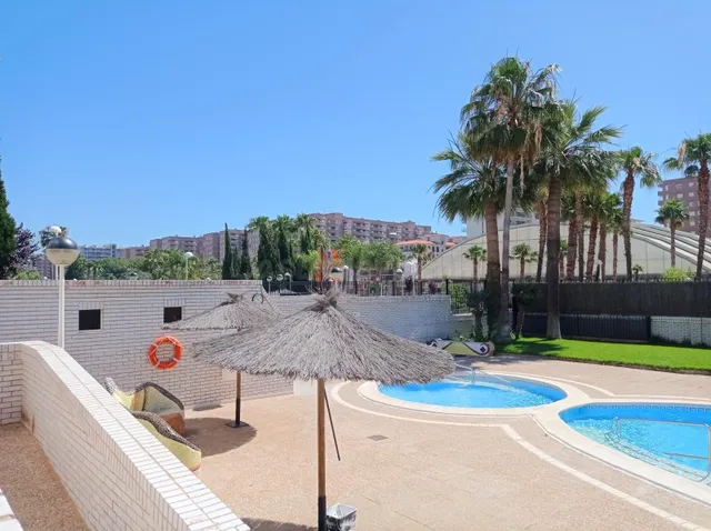 Apartamento en alquiler - MArina D´Or - foto 2