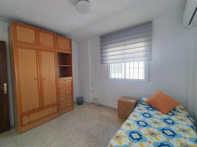 SE ALQUILA ADOSADO EN FUENGIROLA — 16