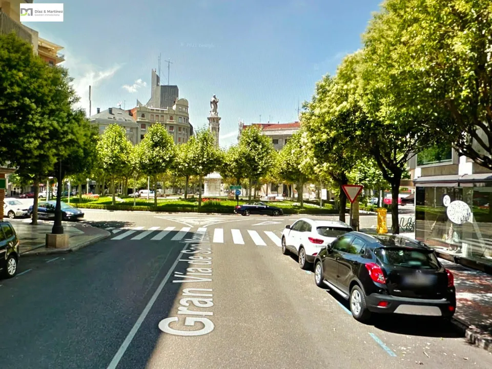 PLAZA DE GARAJE EN EL CENTRO