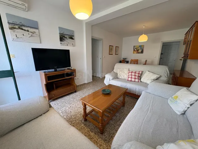 PISO 4 habitaciones EN PARQUE CRUZ CONDE - foto 2
