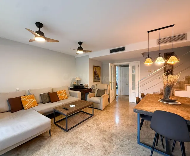 Fantástica Vivienda Dúplex con Jardín en Sitges! — 3