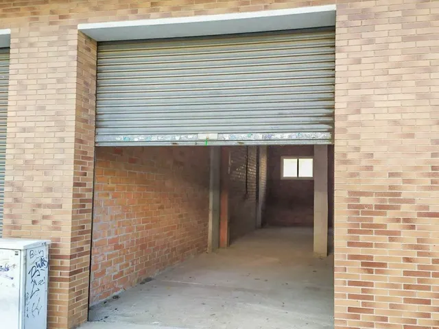 LOCAL EN VENTA, OLESA DE MONTSERRAT - ELS CLOSSOS — 10