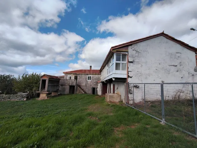 Casa independiente, a reformar -tejado nuevo-. Maceda . Alqu - foto 2