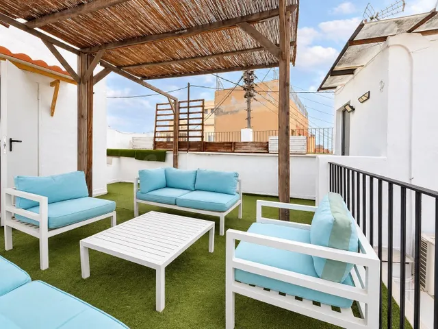Vivienda con encanto y terraza privada en el corazón de Ciut - foto 4