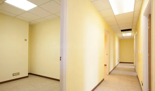 Oficina 120m² en alquiler - Figueres - foto 5