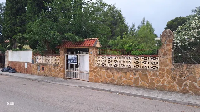 PARCELA EN VENTA URB. ELS POUS -RIBA ROJA DE TURIA (VALENCIA - foto 2