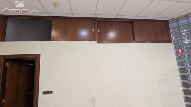 Local comercial en excelente estado en la zona del Antiguo Hospital de Gandia — 10