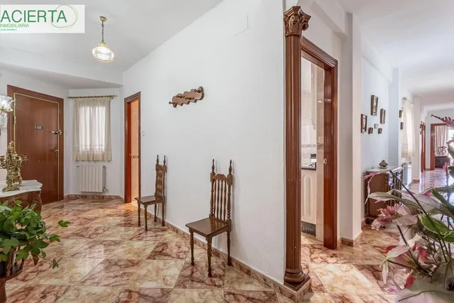 Piso señorial de 182 m2 en Avenida Madrid: amplitud, luz y posibilidades infinitas con garaje opcional. — 37