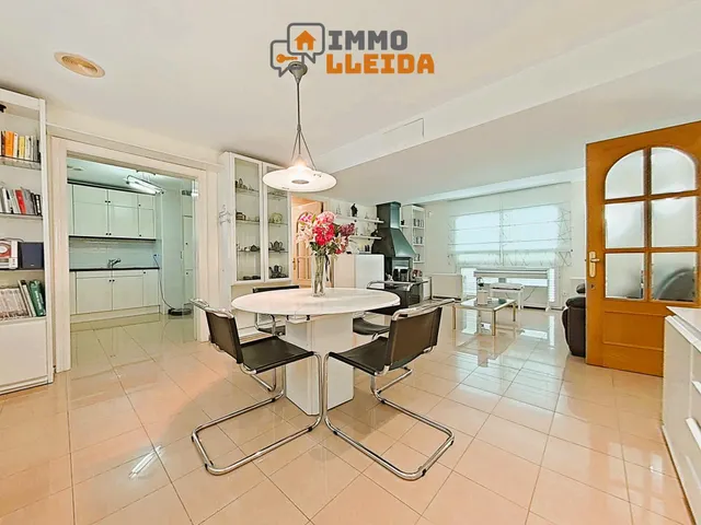 Fabuloso chalet de estilo moderno en Tárrega — 10