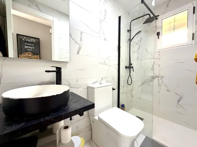 Fabuloso apartamento con licencia turistica y piscina comunitaria — 6