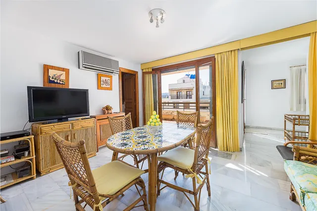 VENTA ÁTICO EN LLUÍS VIVES — 25