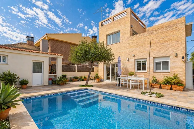 UNA CASA BONITA EN EL VEDAT - foto 2