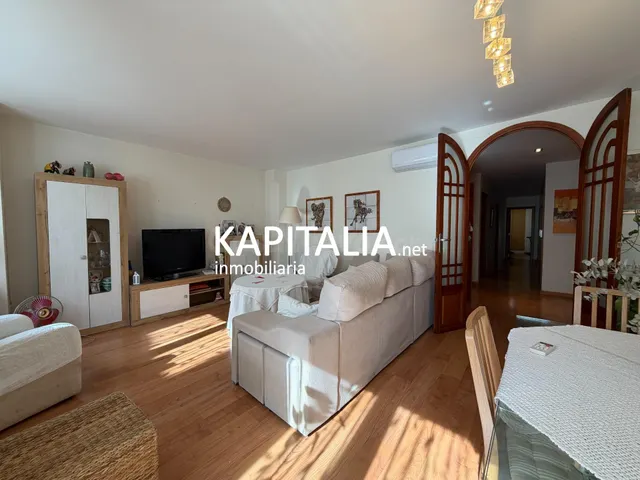 Espectacular casa con vivienda tipo dúplex muy cerca de la p - foto 3