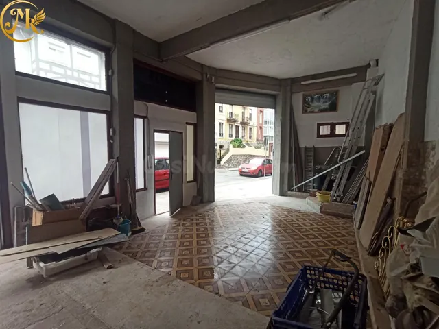 Local esquinero en Cisneros, actualmente con Vado, 2 puertas - foto 3
