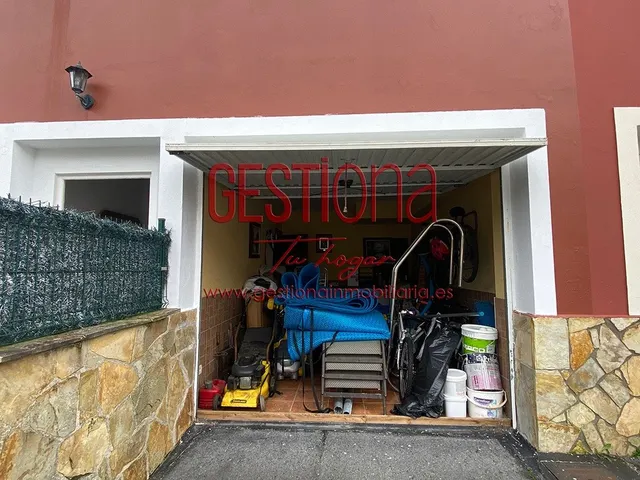IMPRESIONANTE PAREADO CON PISCINA EN AJO — 29