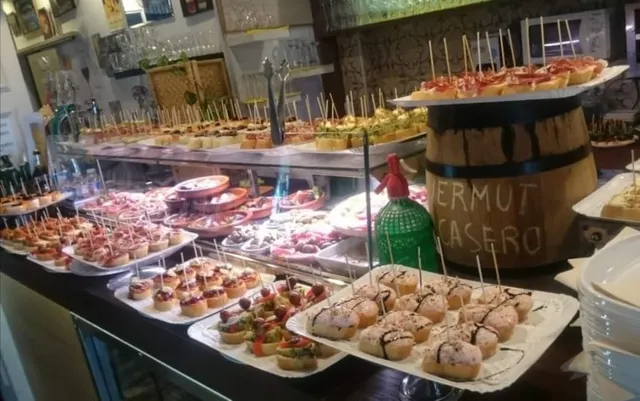 En traspaso Bar Restaurante , 100m2 con tarraza — 3