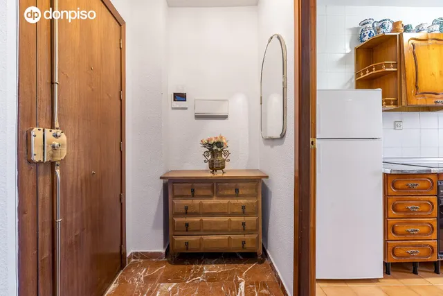 AMPLIO PISO EN AVENIDA DE PULIANAS — 20