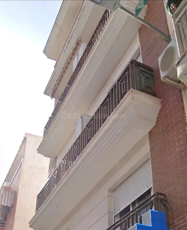 Ático Moderno con Espectaculares Terrazas y Garaje en Caroli - foto 3