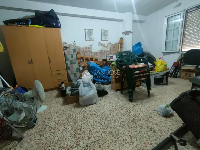 SE VENDE ESPLENDIDA CASA PARA ENTRAR A VIVIR  EN LA ROMANA — 20