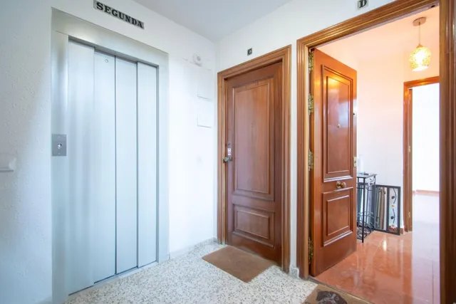 Estupenda vivienda junto José Laguillo con parking en superficie!!! — 23