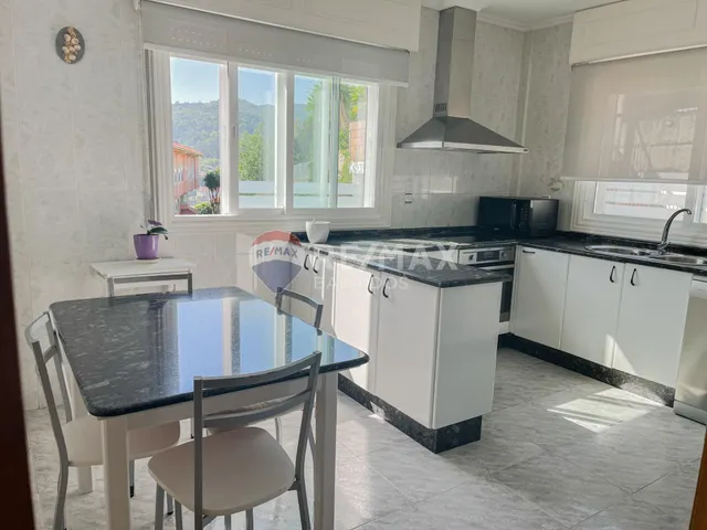 Casa 5 habitaciones 342m² en venta - Baina 1 — 42