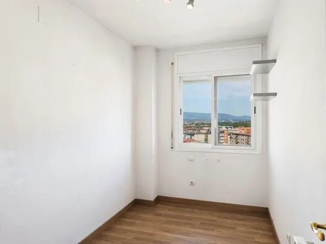 Excepcional vivienda en violant d'hongria con parking doble, trastero y zona comunitaria — 37
